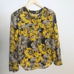 WHO WHAT WEAR yellow and grey floral blouse